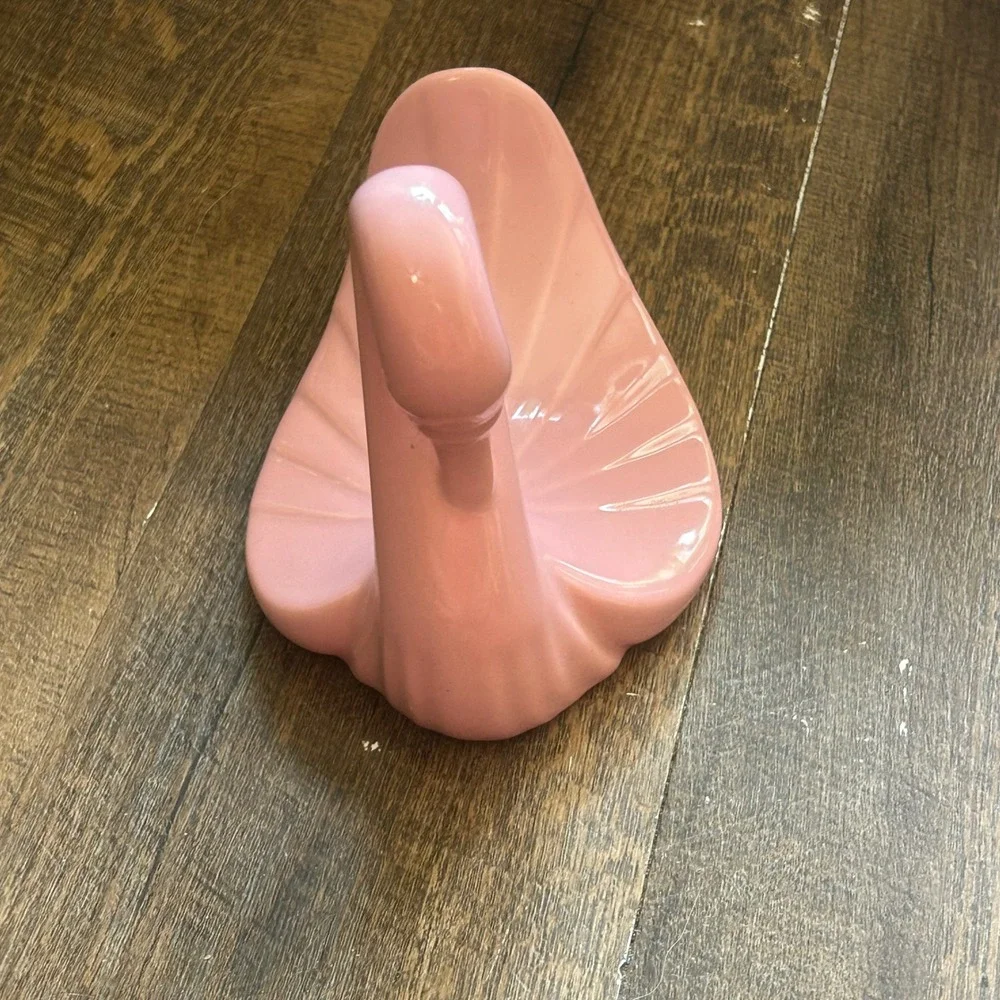 Vintage Pink Ceramic Swan Towel Holder 1980s Hollywood Regency Bathroom Decor